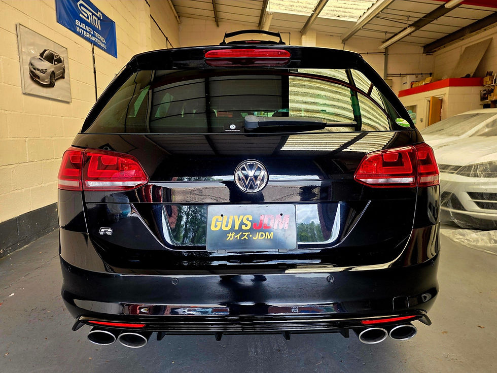 Thumbnail: VW Golf R DSG Estate