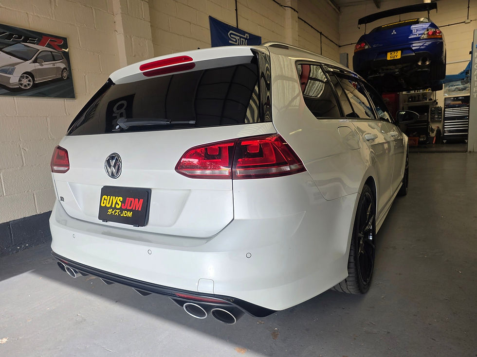 Thumbnail: VW Golf R DSG Estate