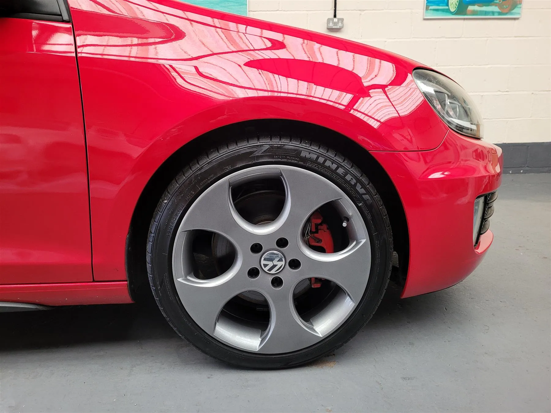 VW Golf GTIAdaptive Chassis Control GFS Cars