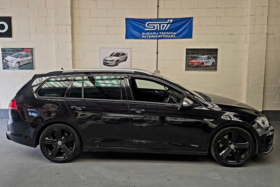 Thumbnail: VW Golf R DSG Estate