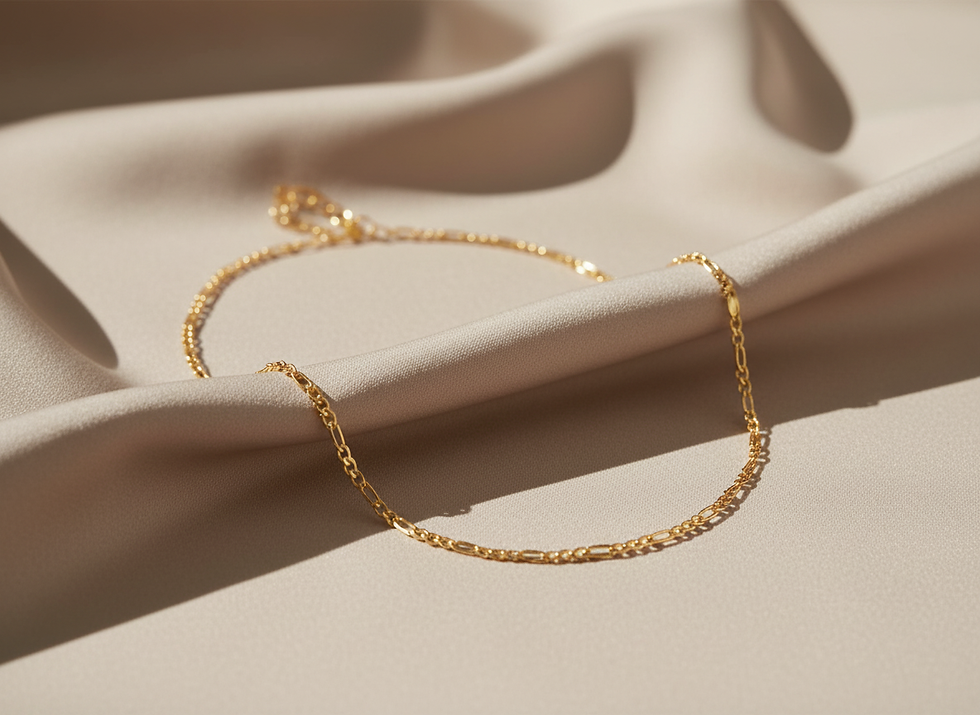 Thumbnail: Thin Figaro Chain