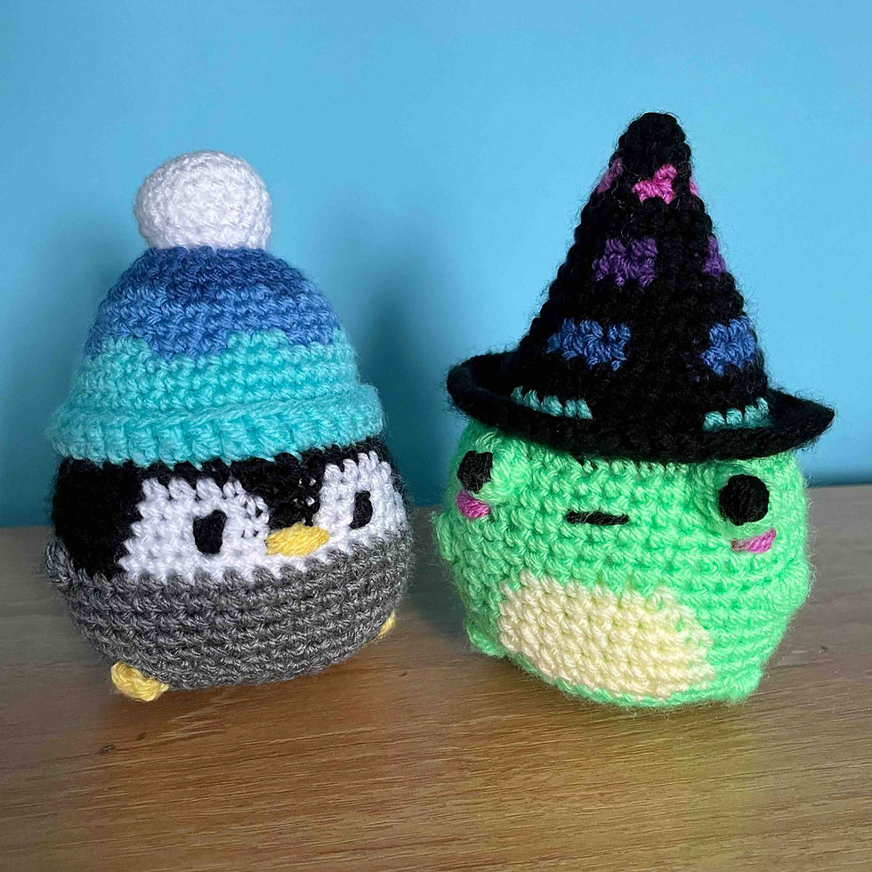 No-Sew Animal Blobs (Beanie Penguin + Witch Frog).jpg