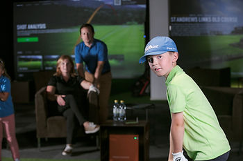 Kids_playing_indoor_golf_72 dpi.jpg