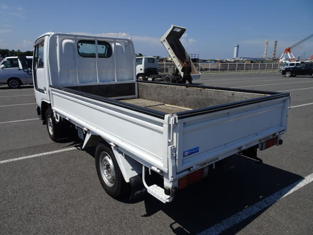 Thumbnail: 1998 Nissan Atlas 