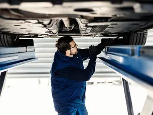 日本から輸入した車のコンプライアンス検査