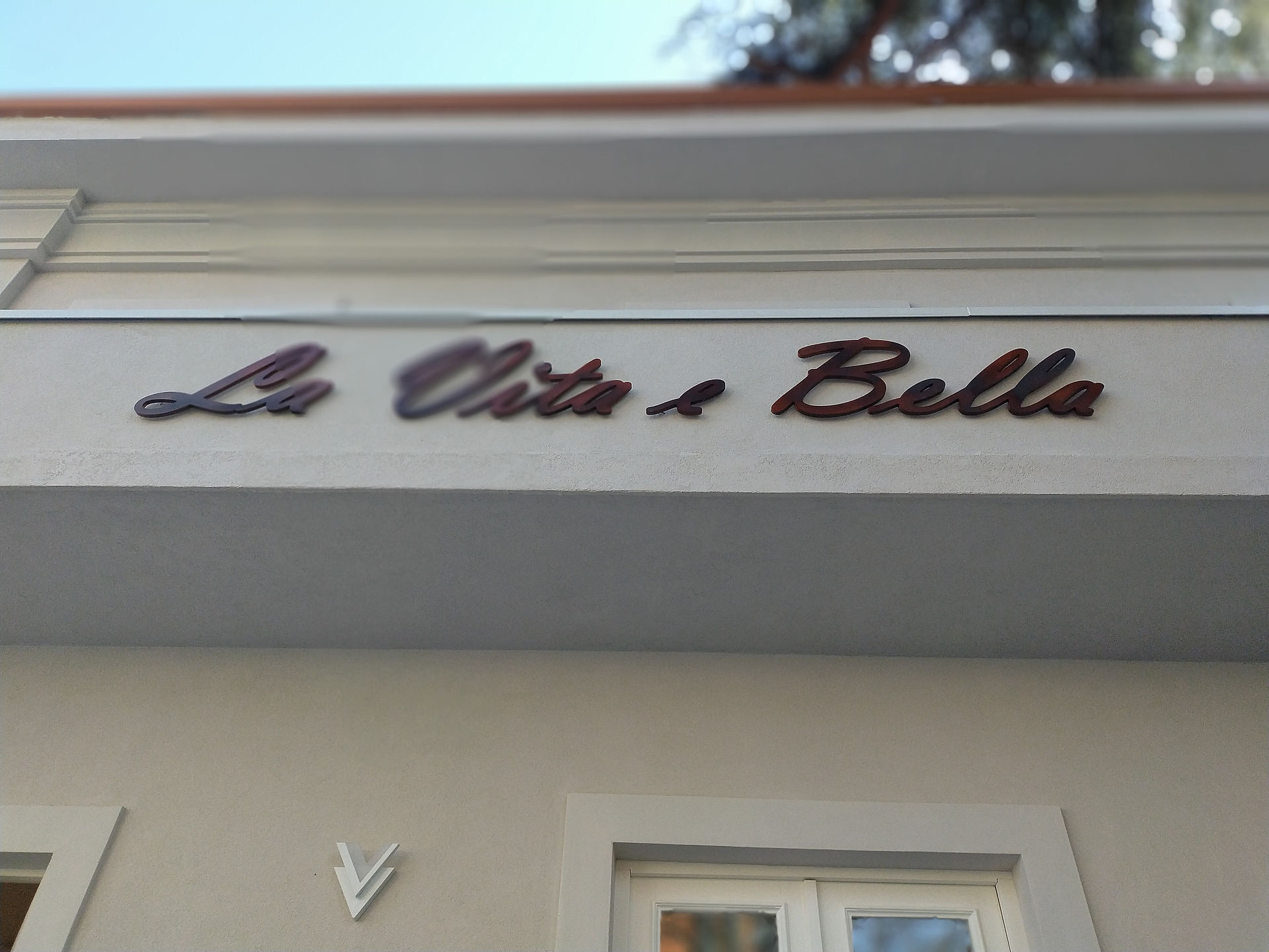 La Vita e Bella - Tirana