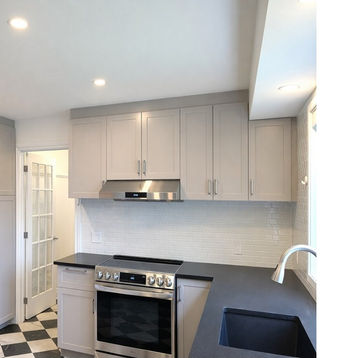 Kitchen renovation with vintage tile pattern
Rénovation de cuisine avec motif de céramique d’inspiration vintage