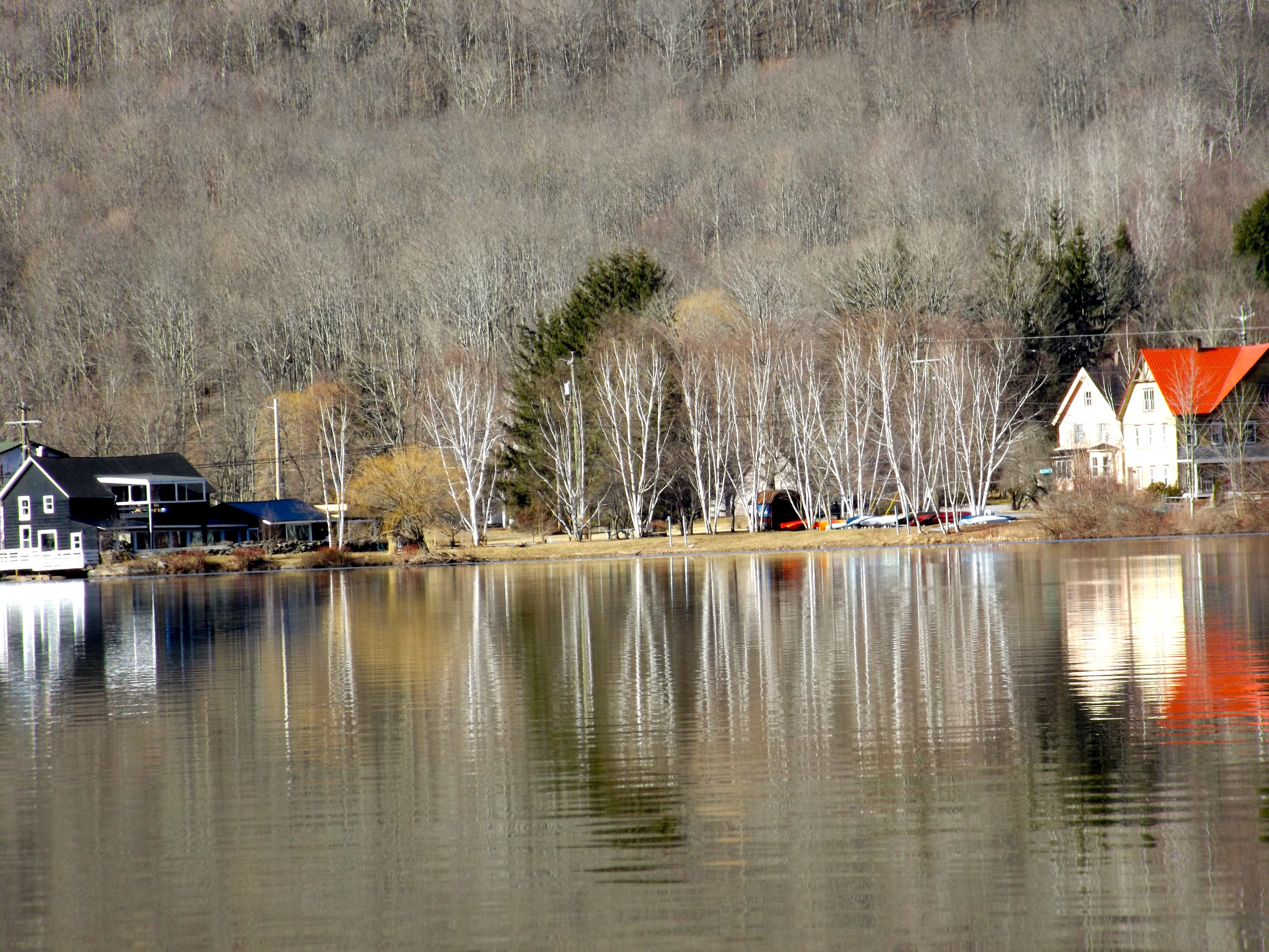 Explore lakewawakagetaway