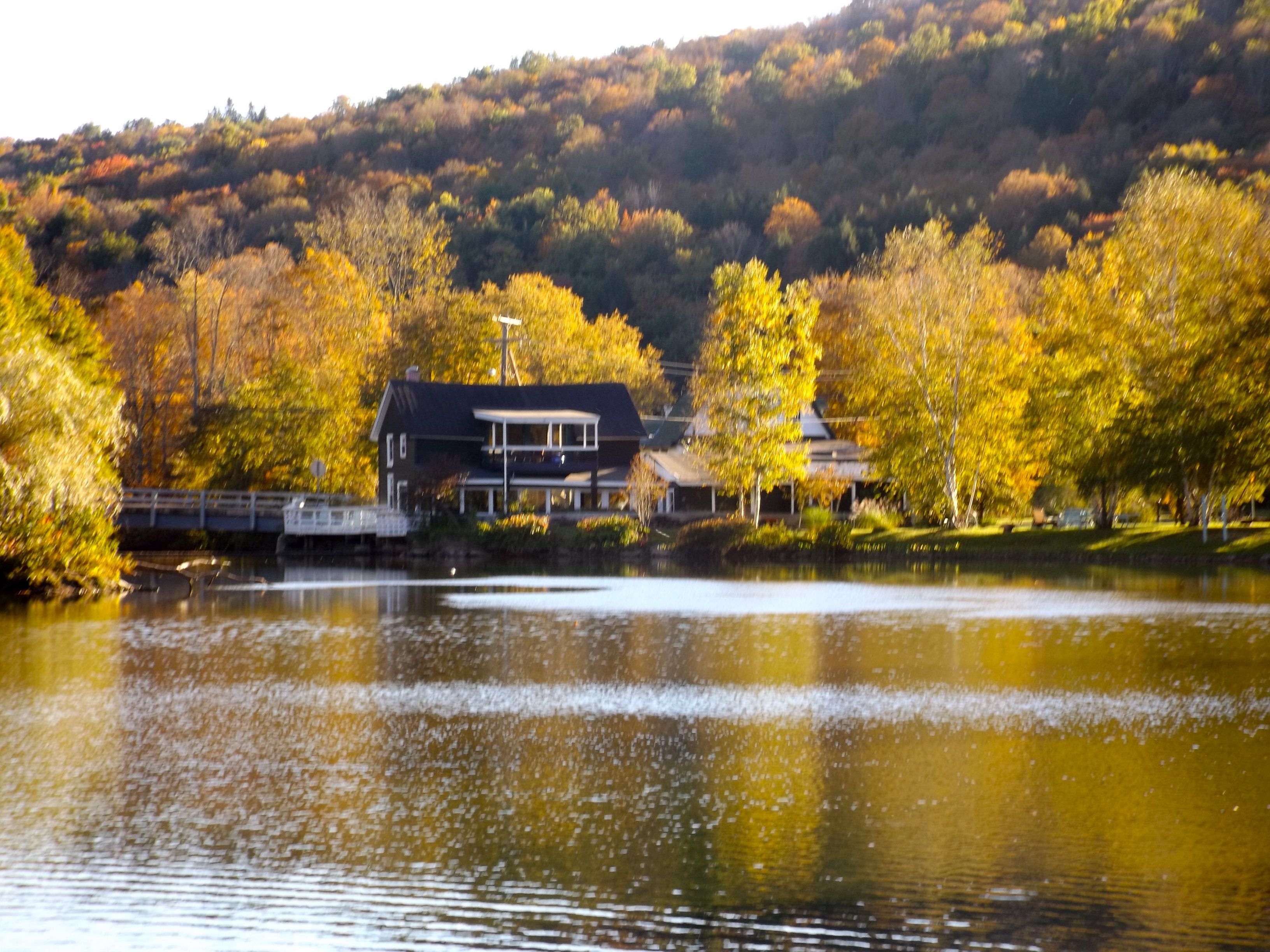 Explore lakewawakagetaway