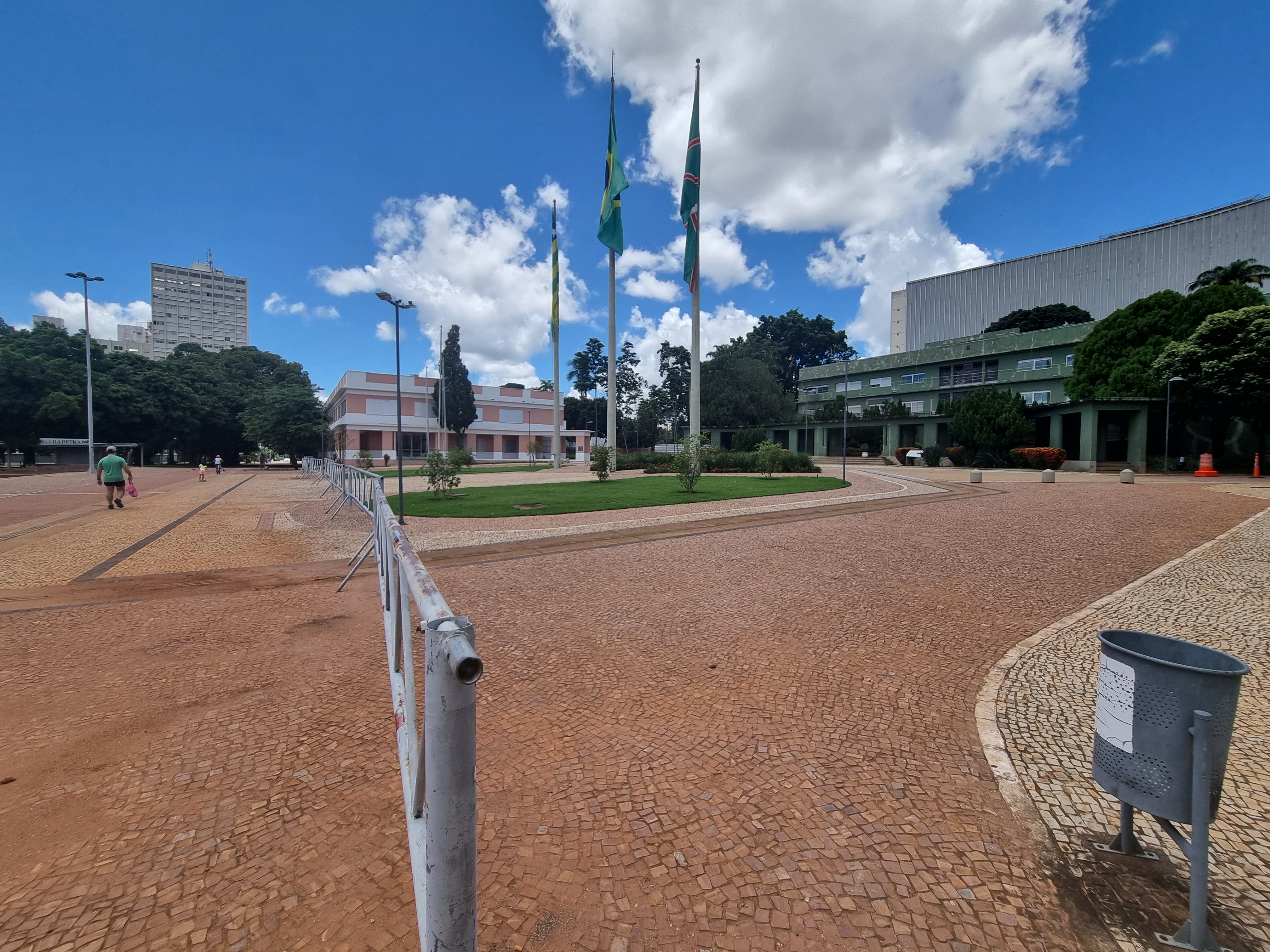 Interior view of Praça Cívica in central Goiânia, February 2024