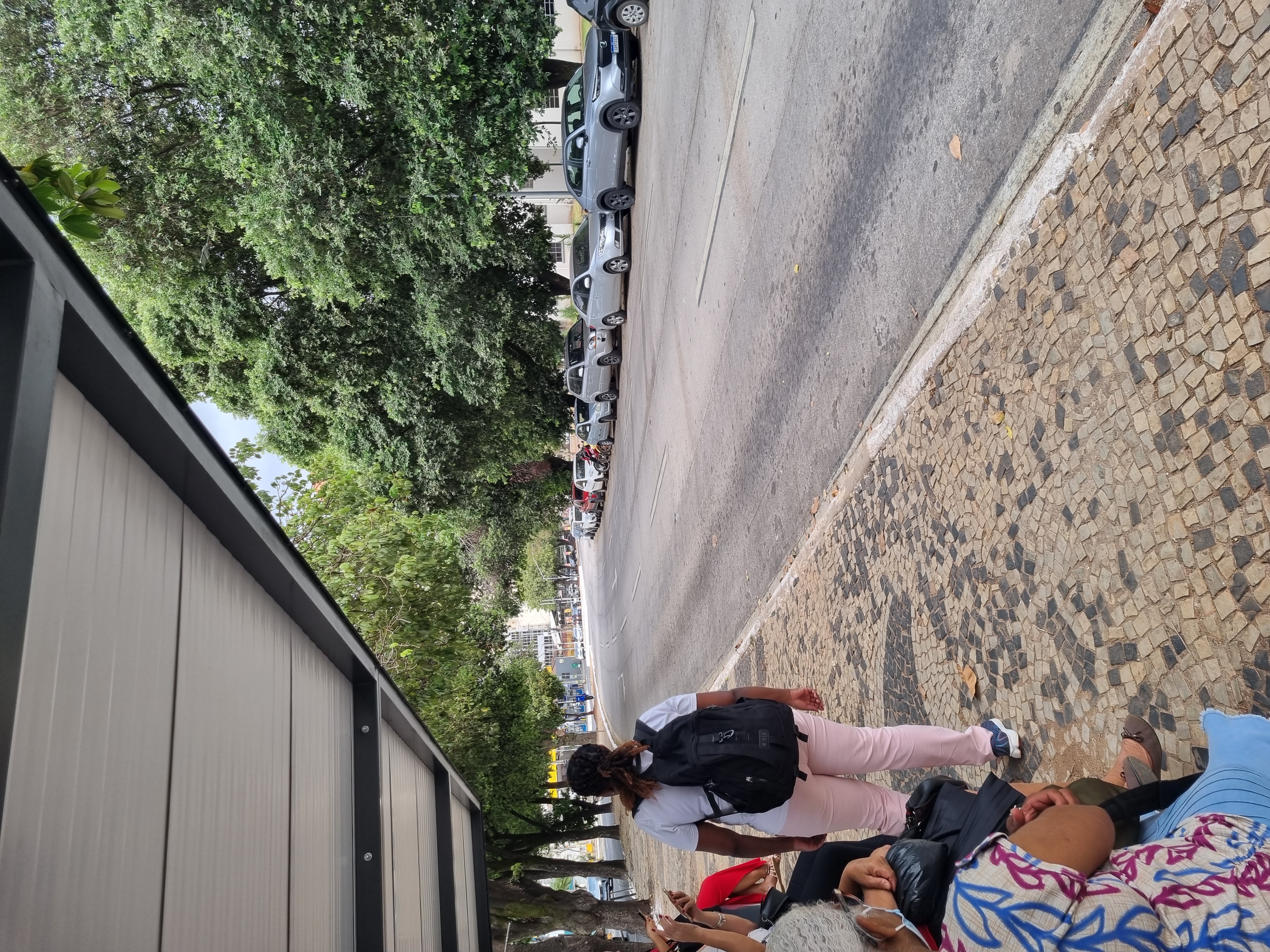 Bus stop 508 at Praça Cívica, central Goiânia, August 29, 2025