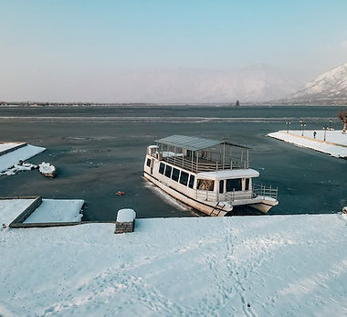 Tailor-Made Tour Packages in Kashmir presented by trivilio