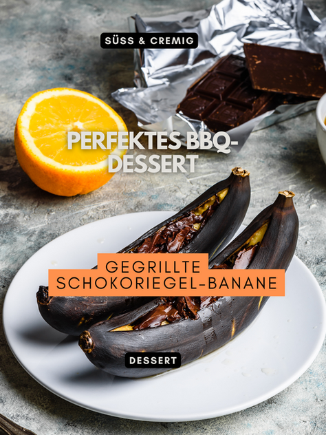 Gegrillte Banane mit geschmolzenem Schokoriegel, getoppt mit Nüssen & Karamellsauce