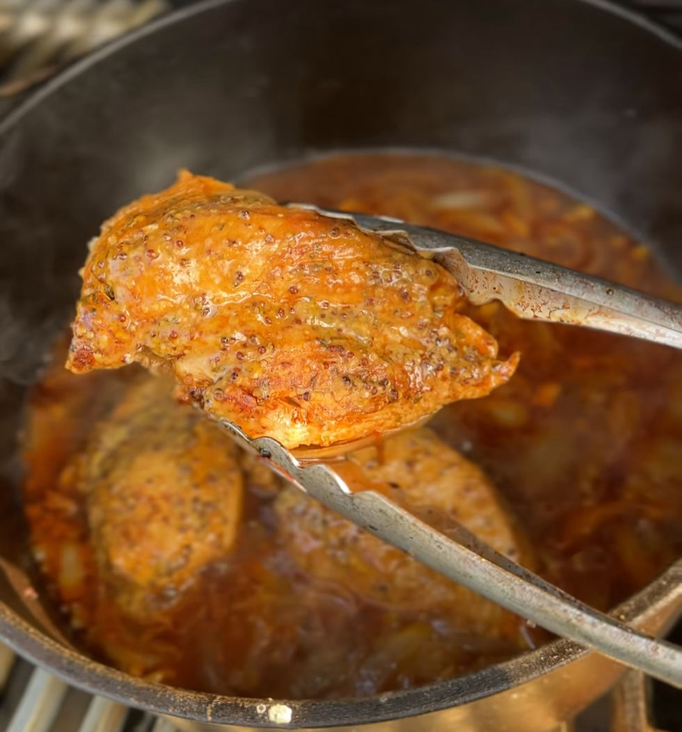 Bierhähnchen mit Senfkruste aus dem Dutch Oven