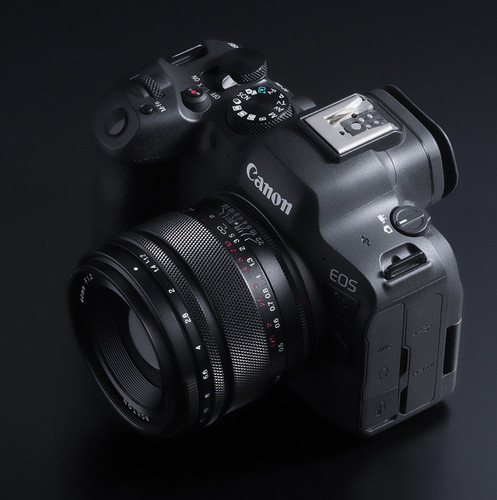 Voigtländer NOKTON 40mm F1.2 Aspherical Voigtlander 40mm f/1.2 Nokton Lens for Nikon Z – Grays of