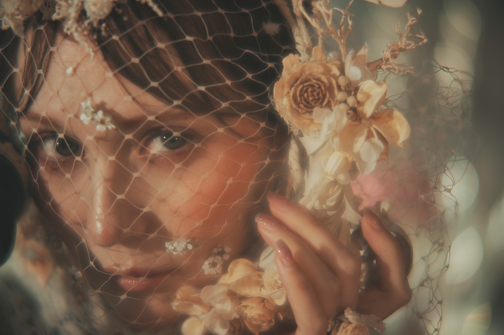 Thumbnail: Portrait shot with a SEPTON 40mm F2 Aspheric lens.