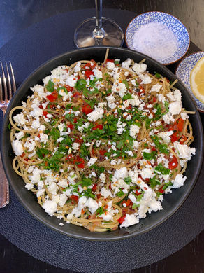 PÂTES POIVRONS & FETA