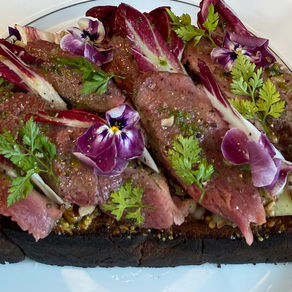 TARTINE AU MAGRET DE CANARD