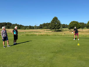Tee 10