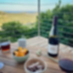 Un apéro à la mini villa, avec vue exceptionnelle sur la baie de St Cyprien