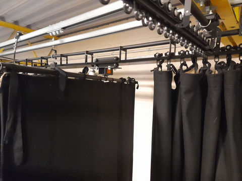 Drapes on Doughty Runners