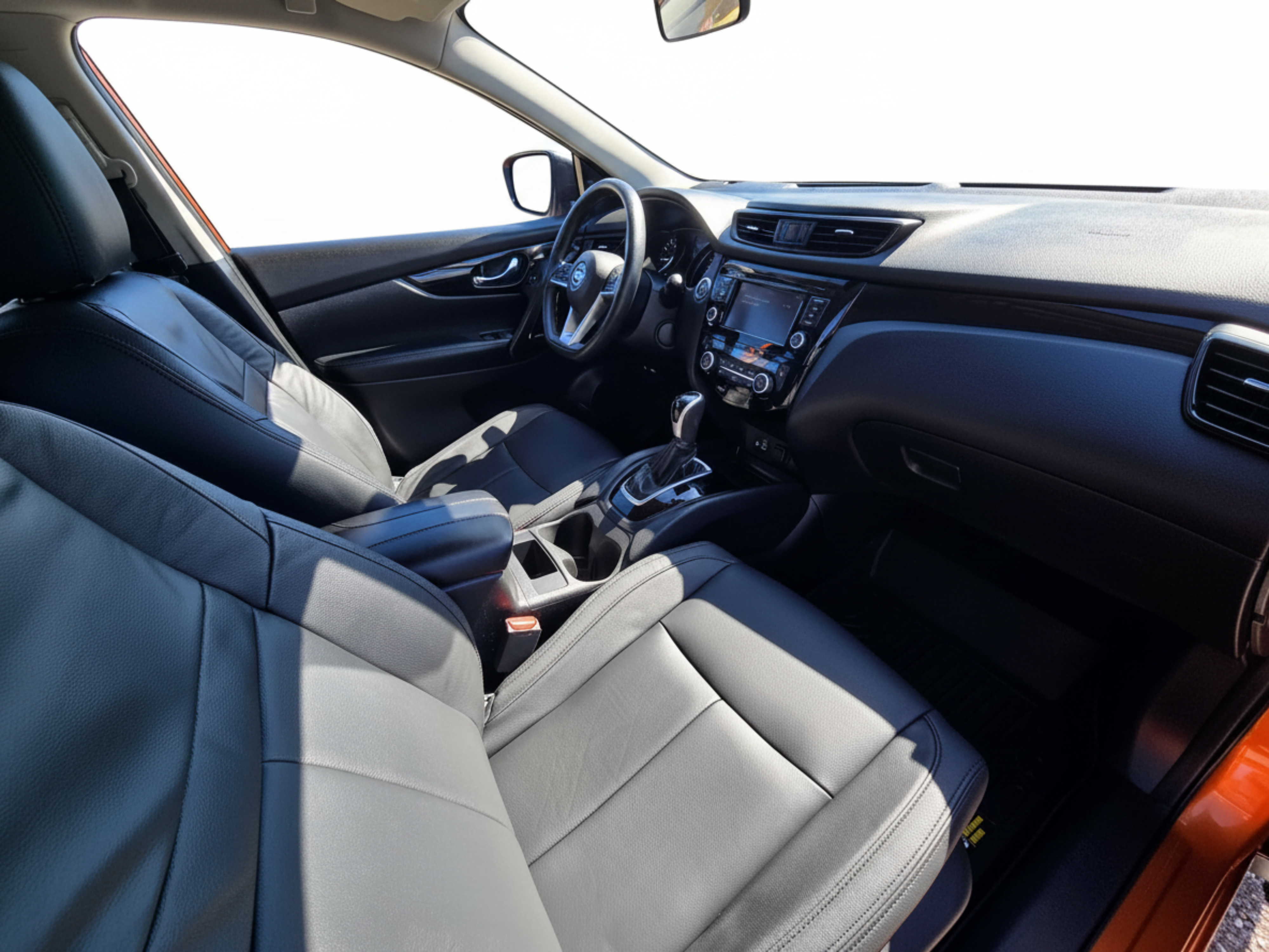 2020 Nissan Rogue Sport SV - Photo 12