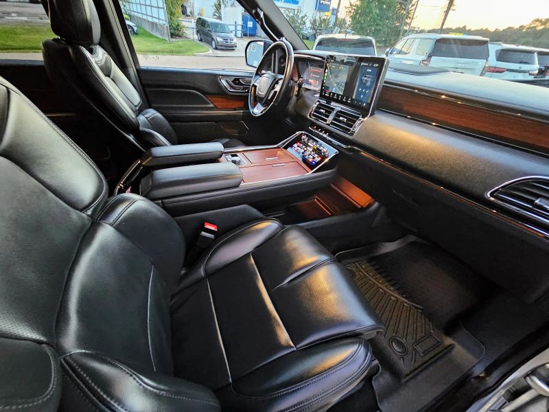 2023 Lincoln Navigator Base - Photo 10