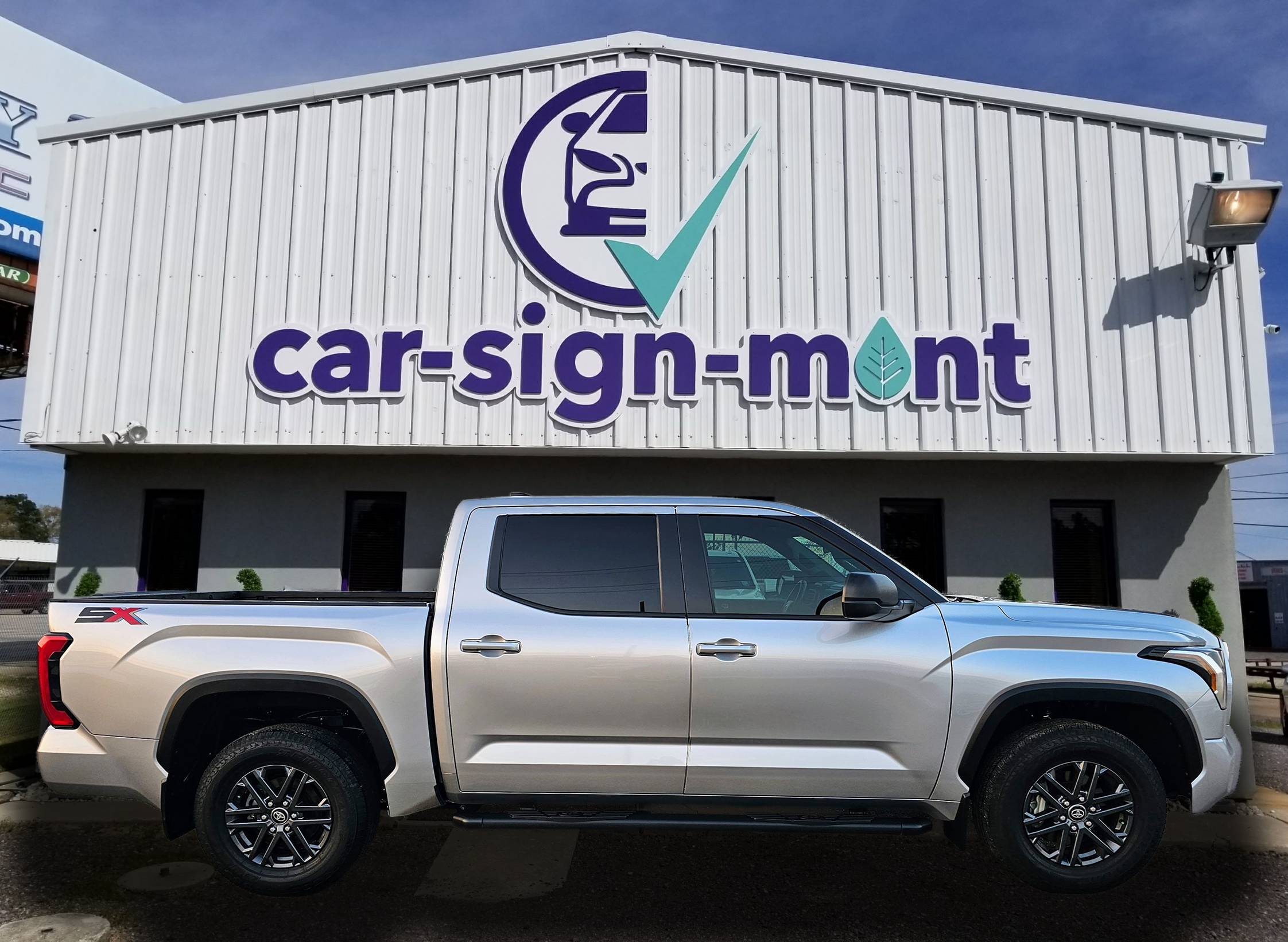 2025 Toyota Tundra SR5's photo