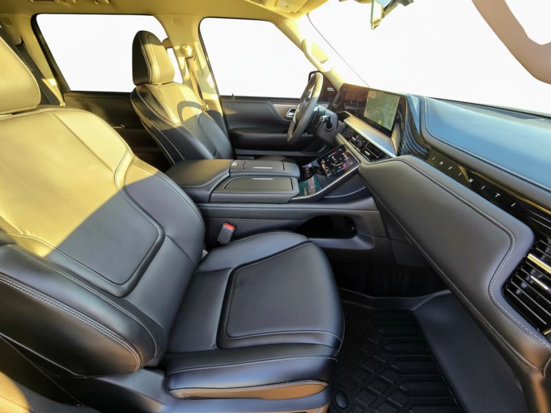 2025 INFINITI QX80 Pure - Photo 15