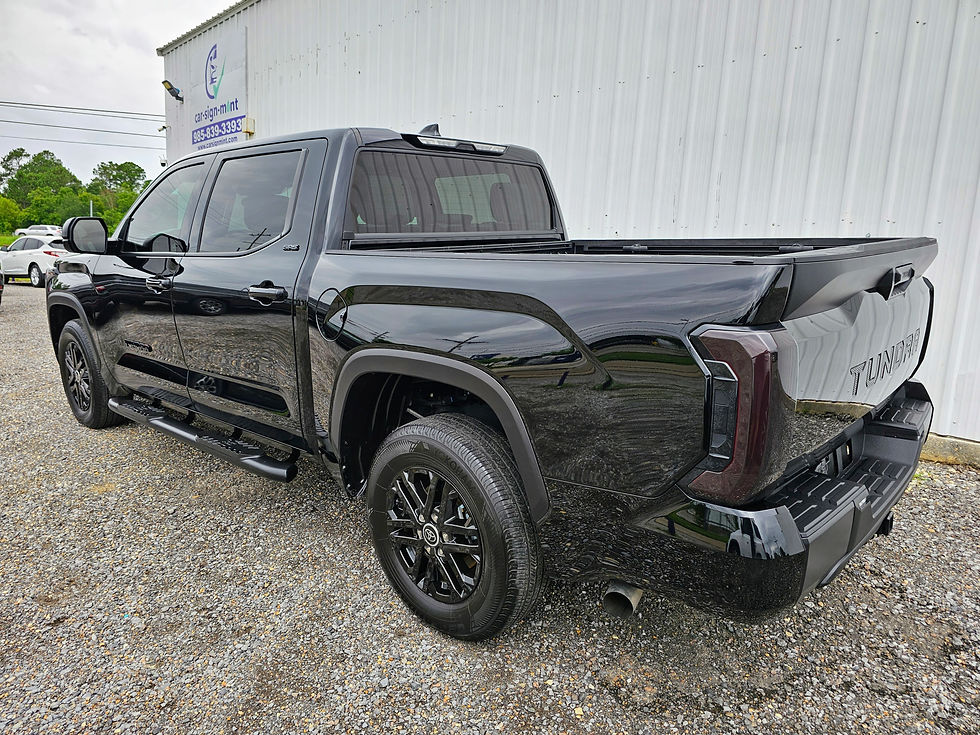 Thumbnail: 2022 Toyota Tundra SR5 CrewMax