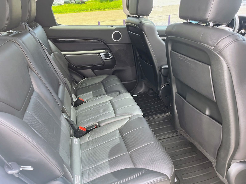 Thumbnail: 2017 Land Rover Discovery SE AWD