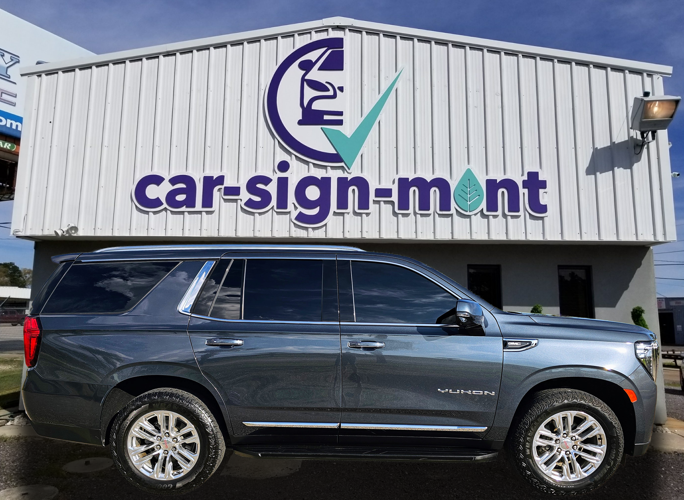 2021 GMC Yukon SLT's photo