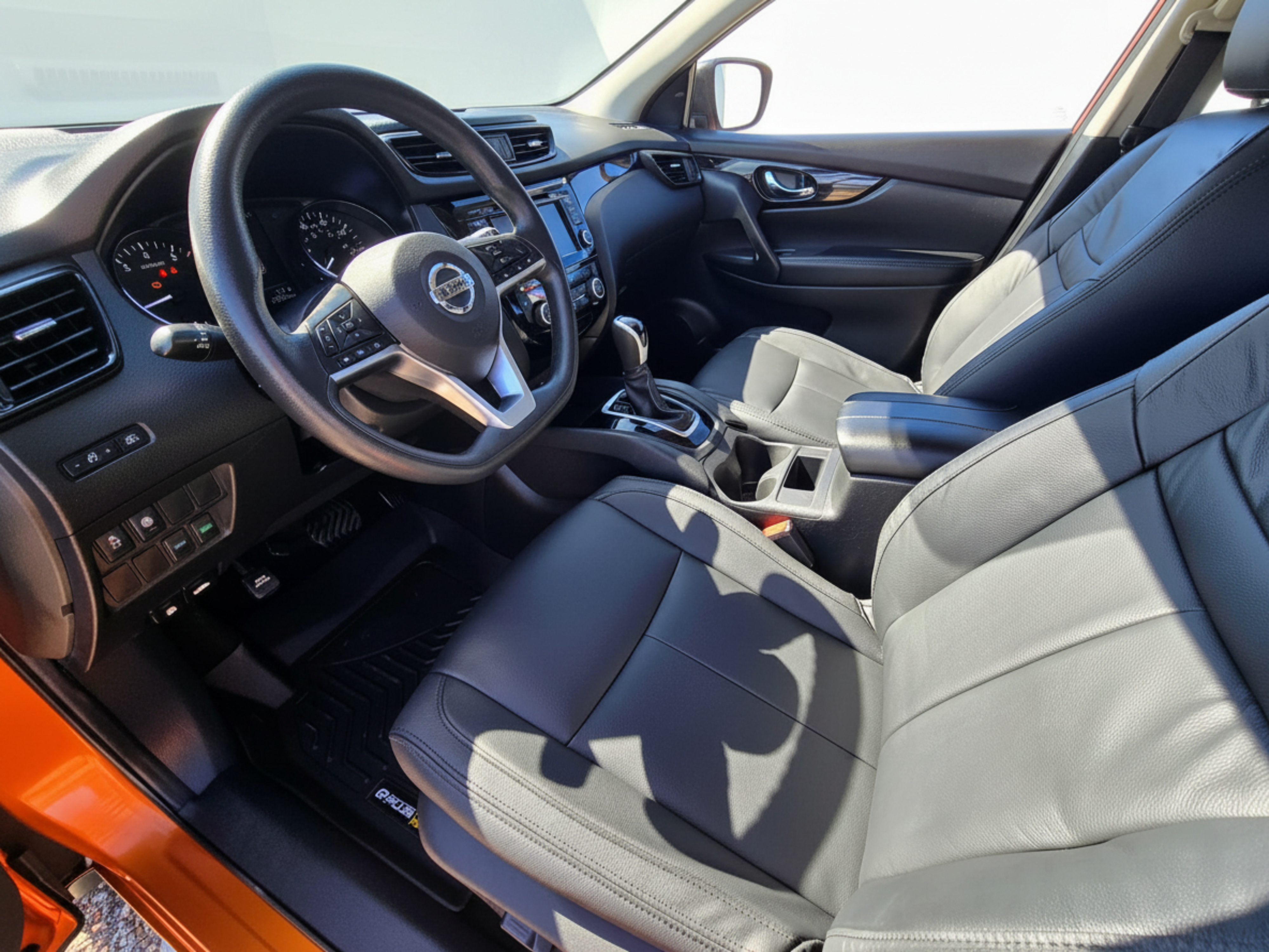 2020 Nissan Rogue Sport SV - Photo 8