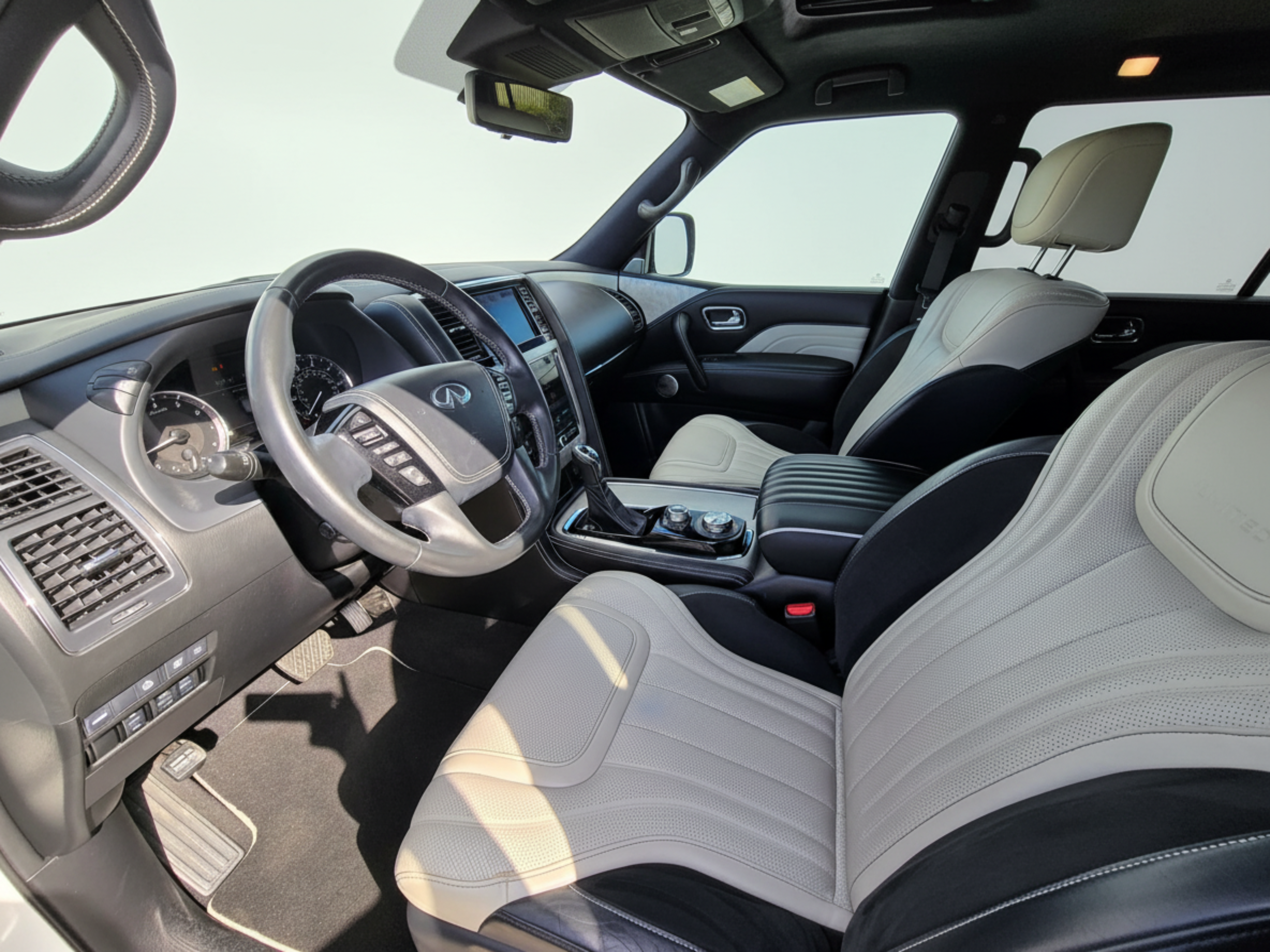 2020 INFINITI QX80 Limited - Photo 8