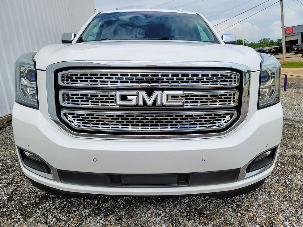 Thumbnail: 2015 GMC Yukon SLE