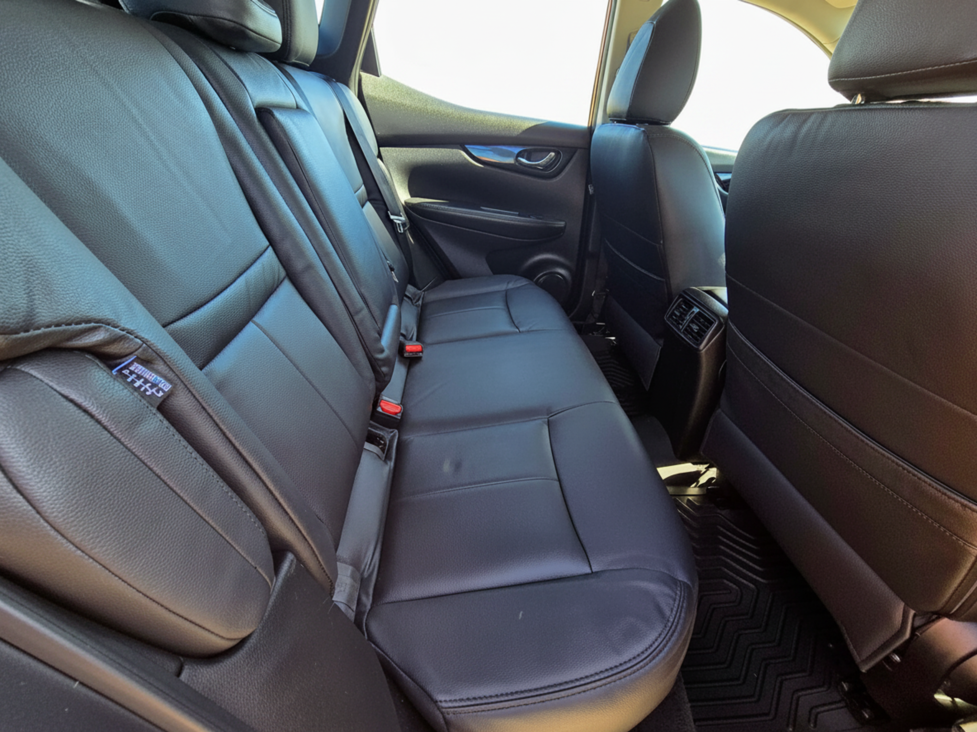 2020 Nissan Rogue Sport SV - Photo 13