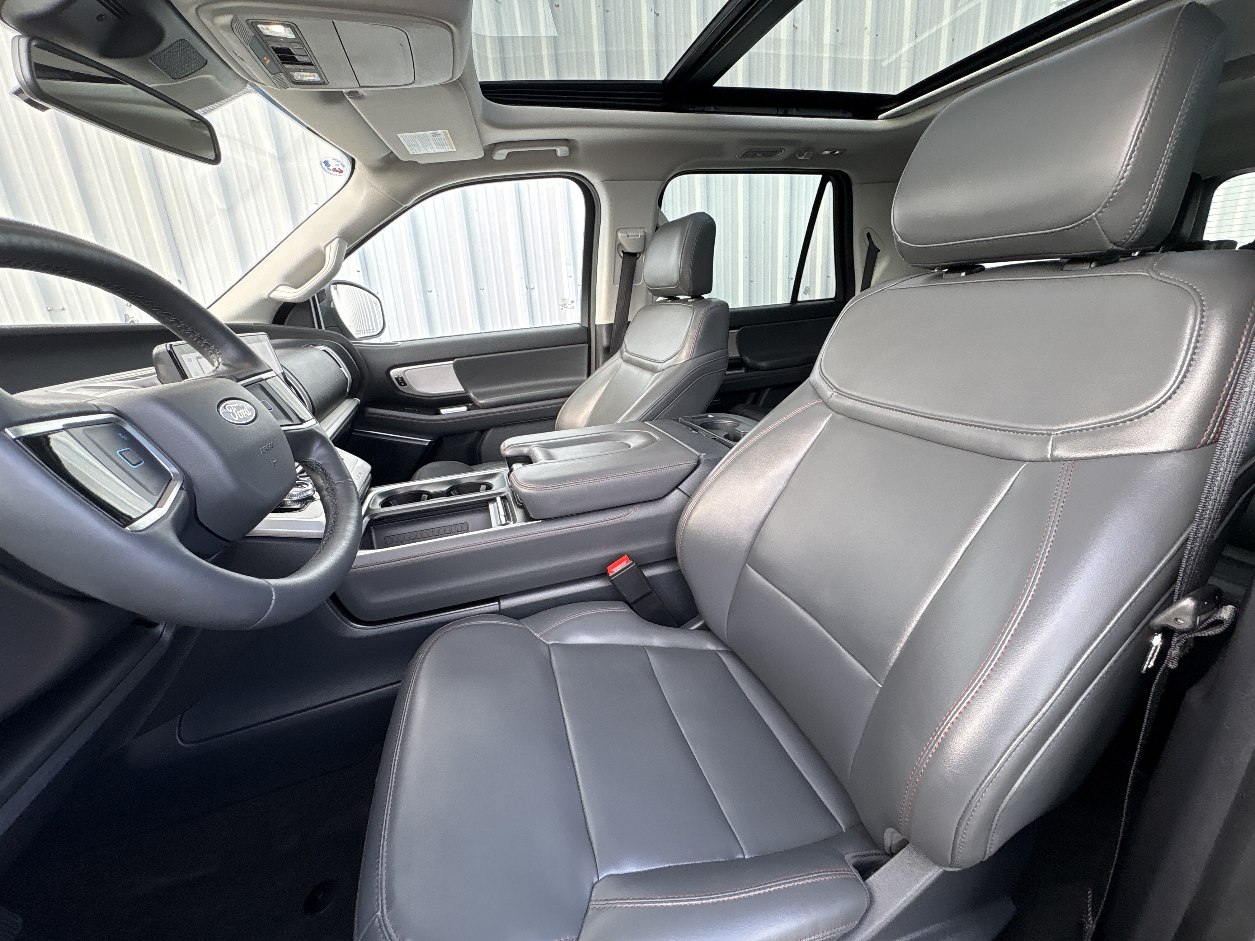 2025 Ford Expedition Active - Photo 7