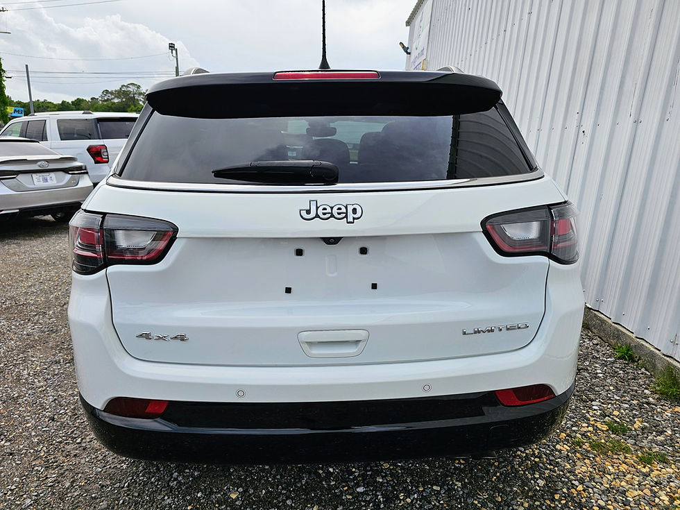 Thumbnail: 2022 Jeep Compass Limited 4WD