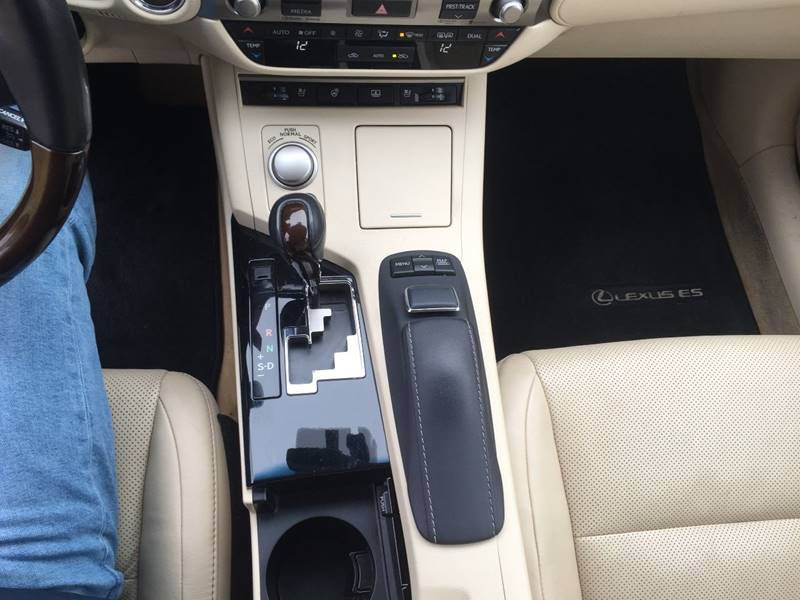 Thumbnail: 2014 LEXUS ES 350