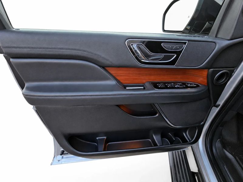 2023 Lincoln Navigator Base - Photo 14
