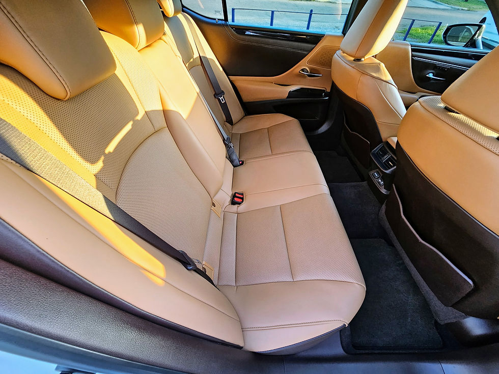 Thumbnail: 2021 Lexus ES 250