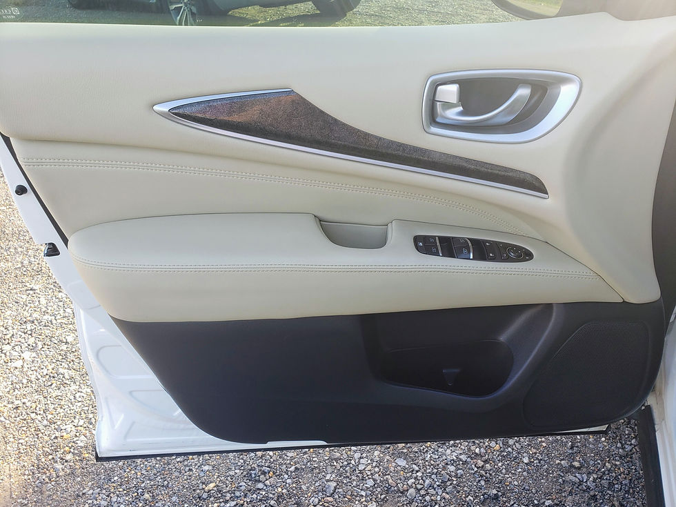 Thumbnail: 2015 INFINITI QX60