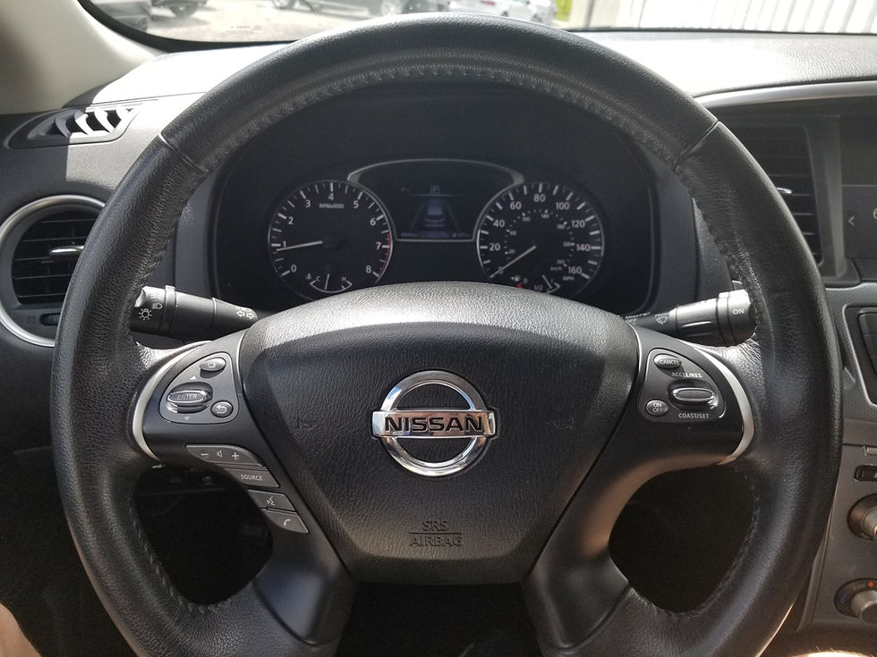 Thumbnail: 2017 NISSAN PATHFINDER SL