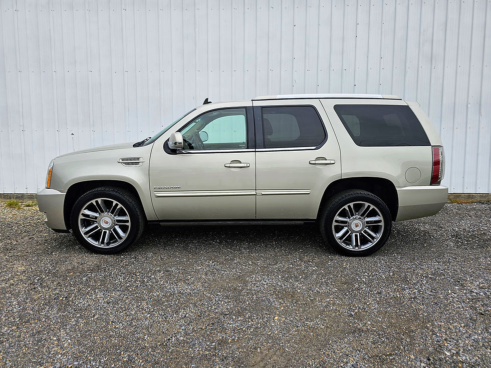 Thumbnail: 2014 Cadillac Escalade Premium