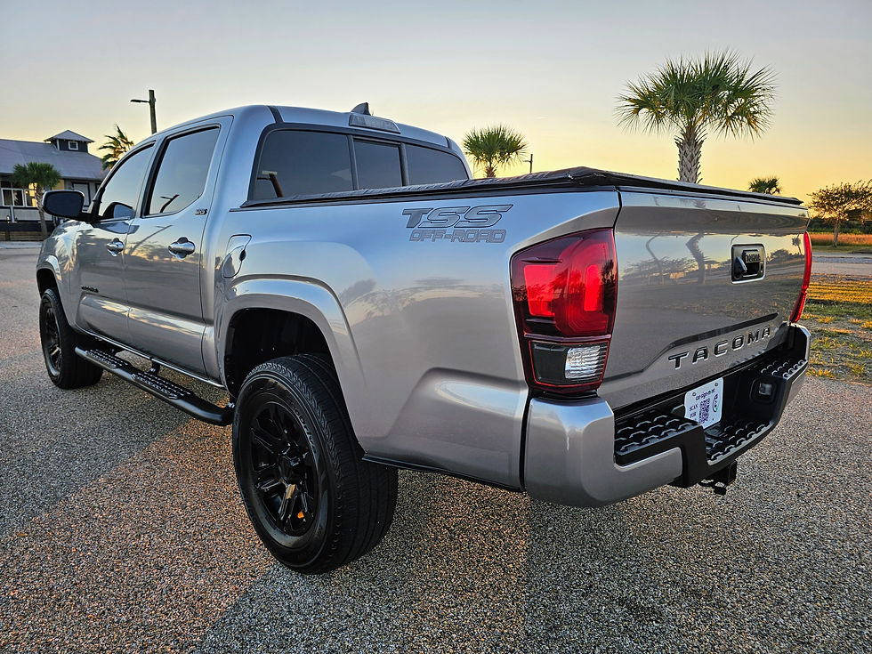 Thumbnail: 2021 Toyota Tacoma Double Cab SR5