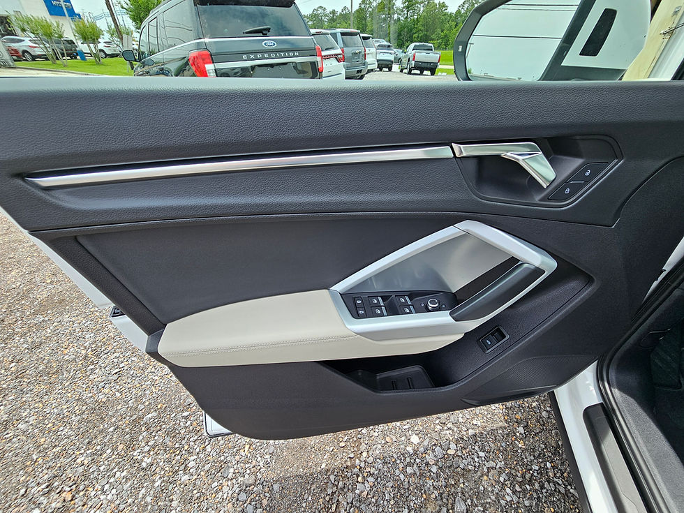 Thumbnail: 2021 Audi Q3 40 TFSI Premium