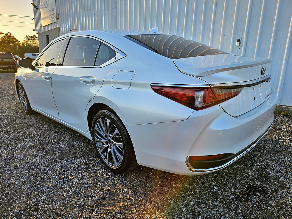 Thumbnail: 2021 Lexus ES 250