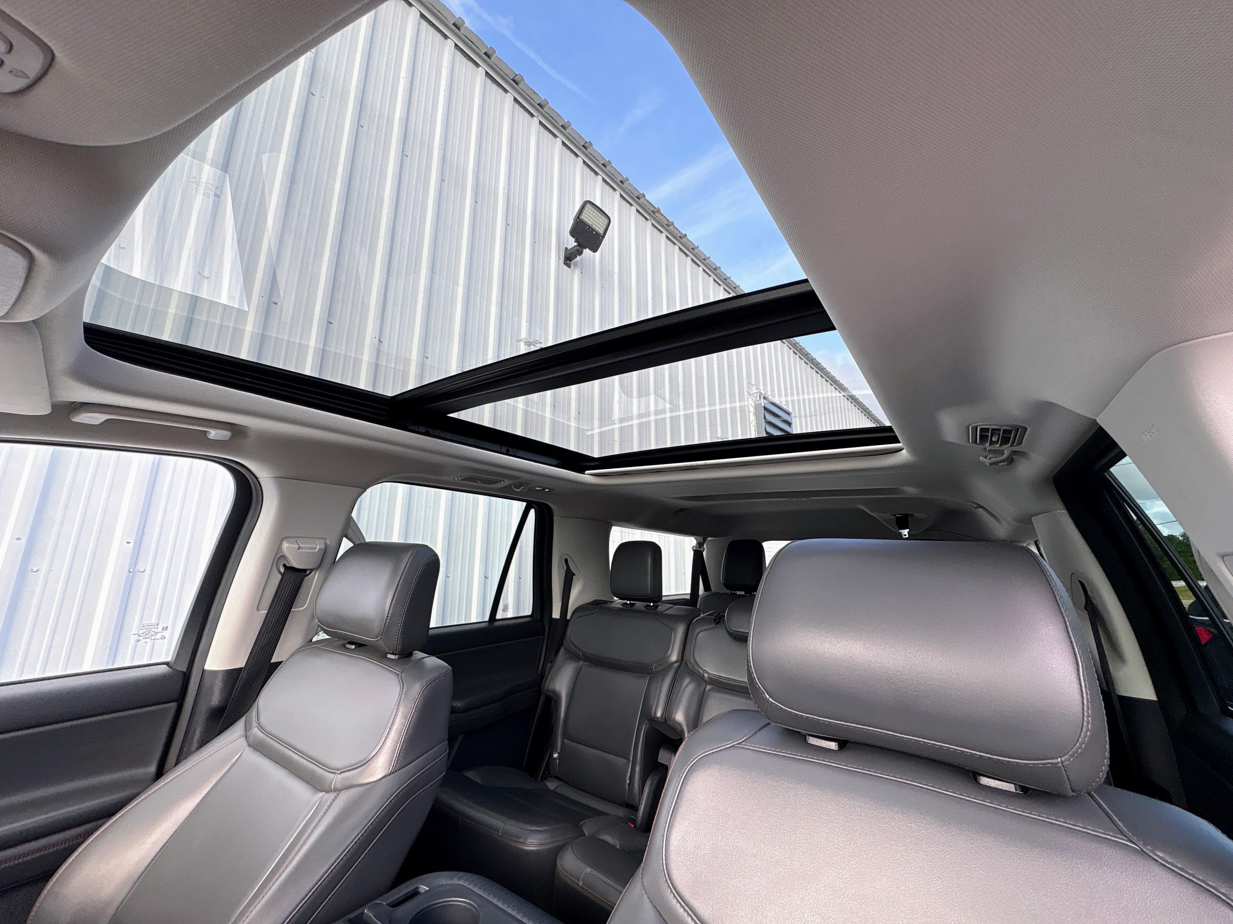 2025 Ford Expedition Active - Photo 10