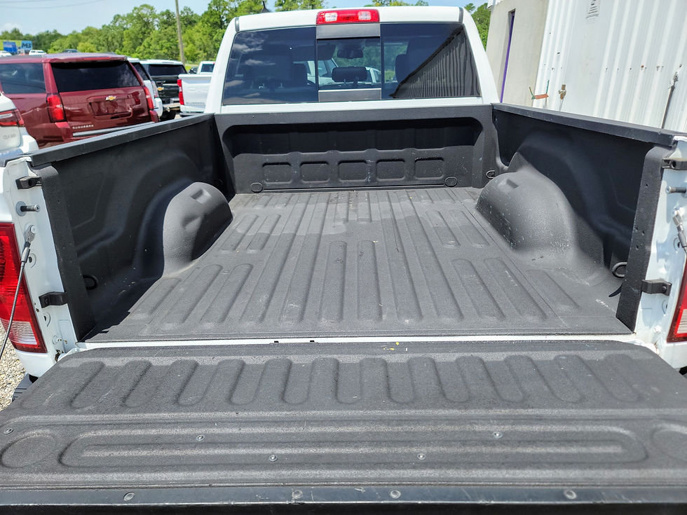 Thumbnail: 2020 Ram 1500 Classic Crew Cab SLT Pickup