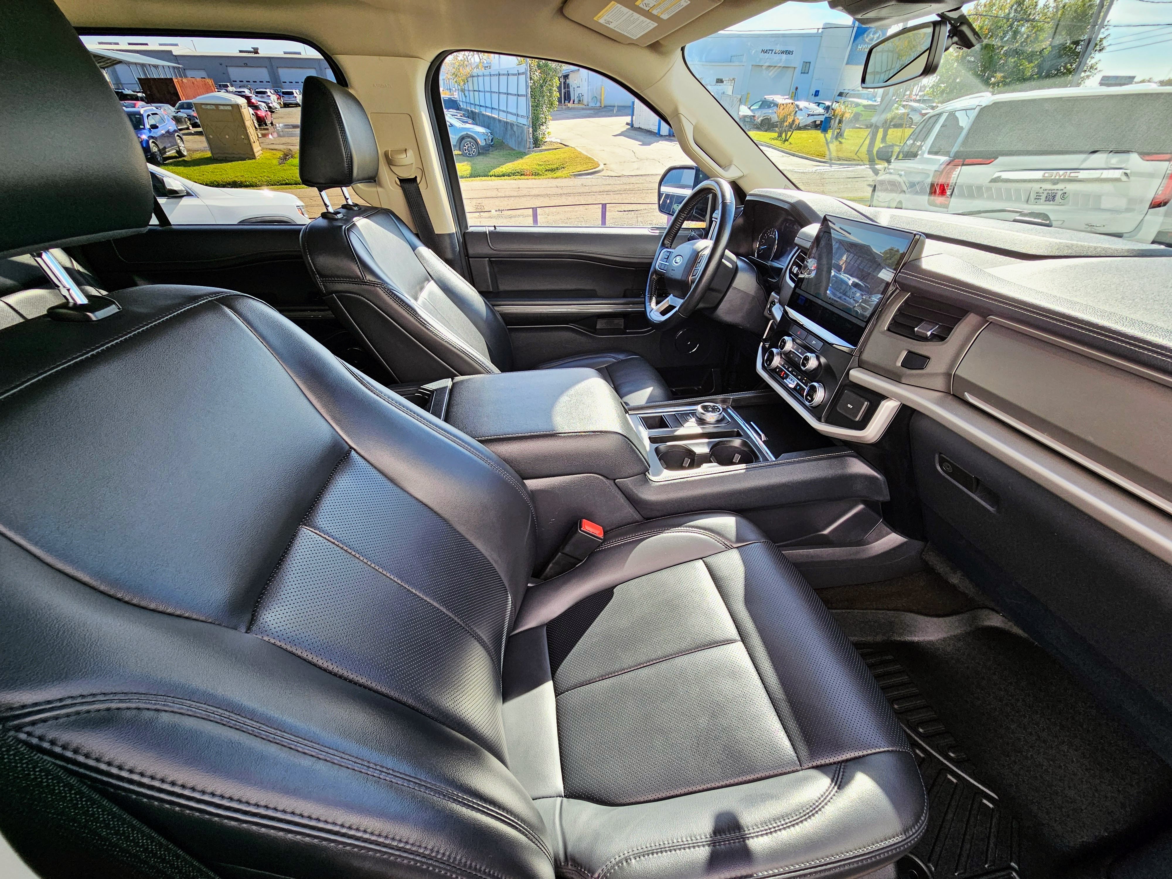2024 Ford Expedition XLT - Photo 12